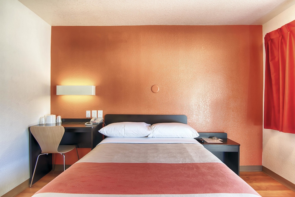 Motel6 Mammoth Lakes, CA 35/55