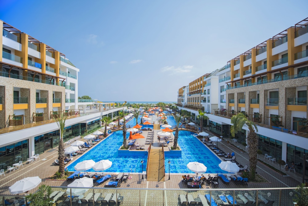 Port Nature Luxury Resort Hotel and Spa 58/63