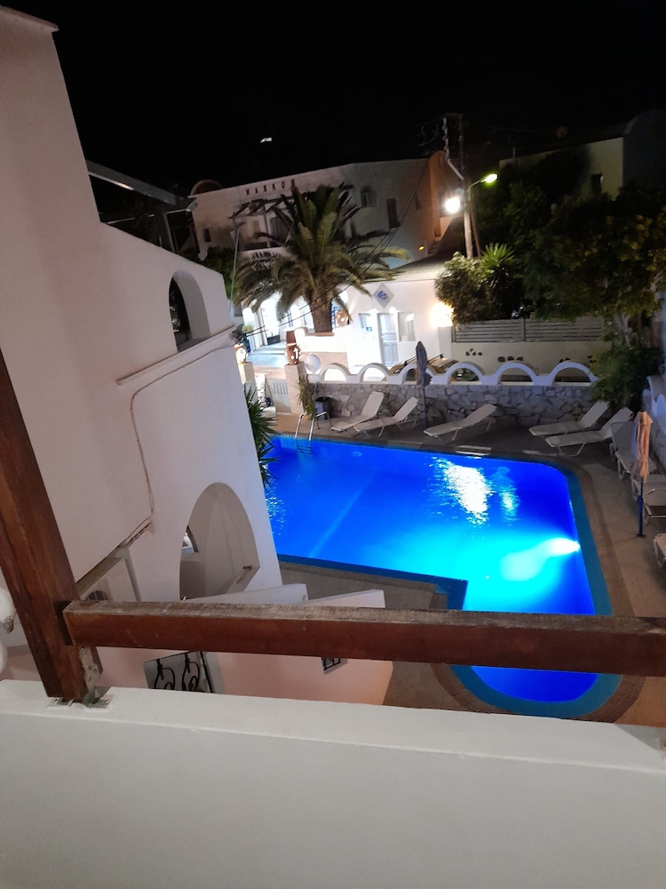 Markos Villas 26/50