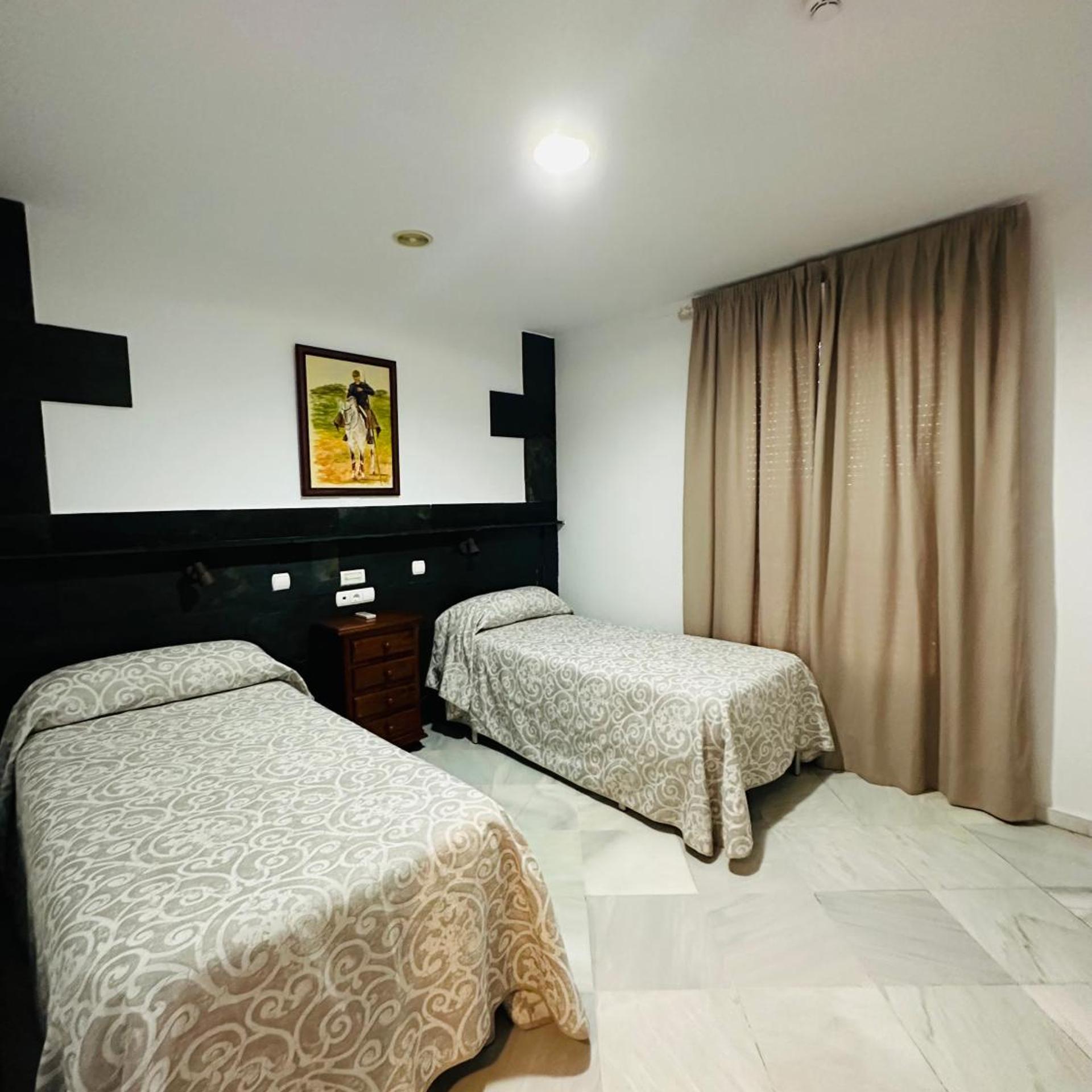 Room, Twin Beds