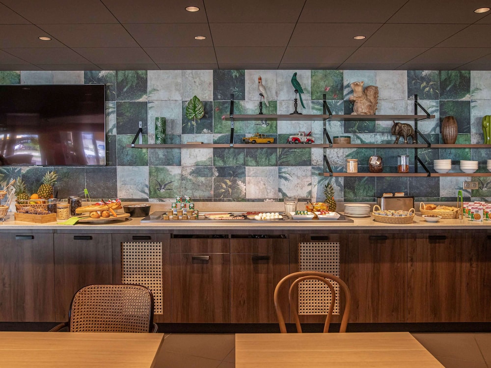 ibis Styles Clermont Ferrand Le Brezet Aeroport 43/69