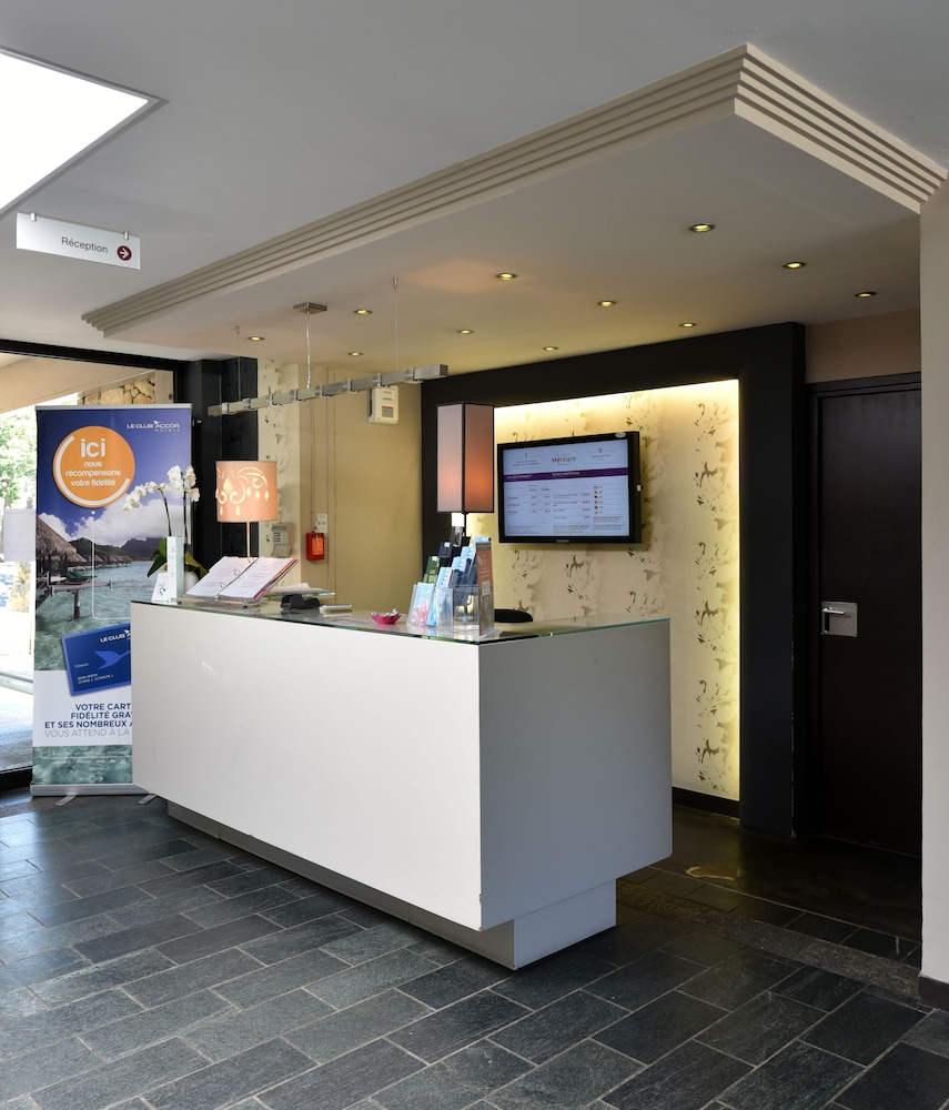 Mercure Brignoles Golf de Barbaroux and Spa 4/73