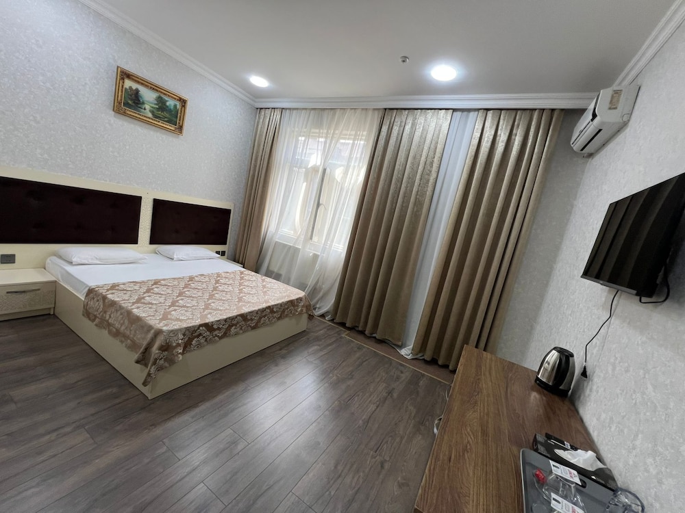 Khaghani Center Hotel 5/49