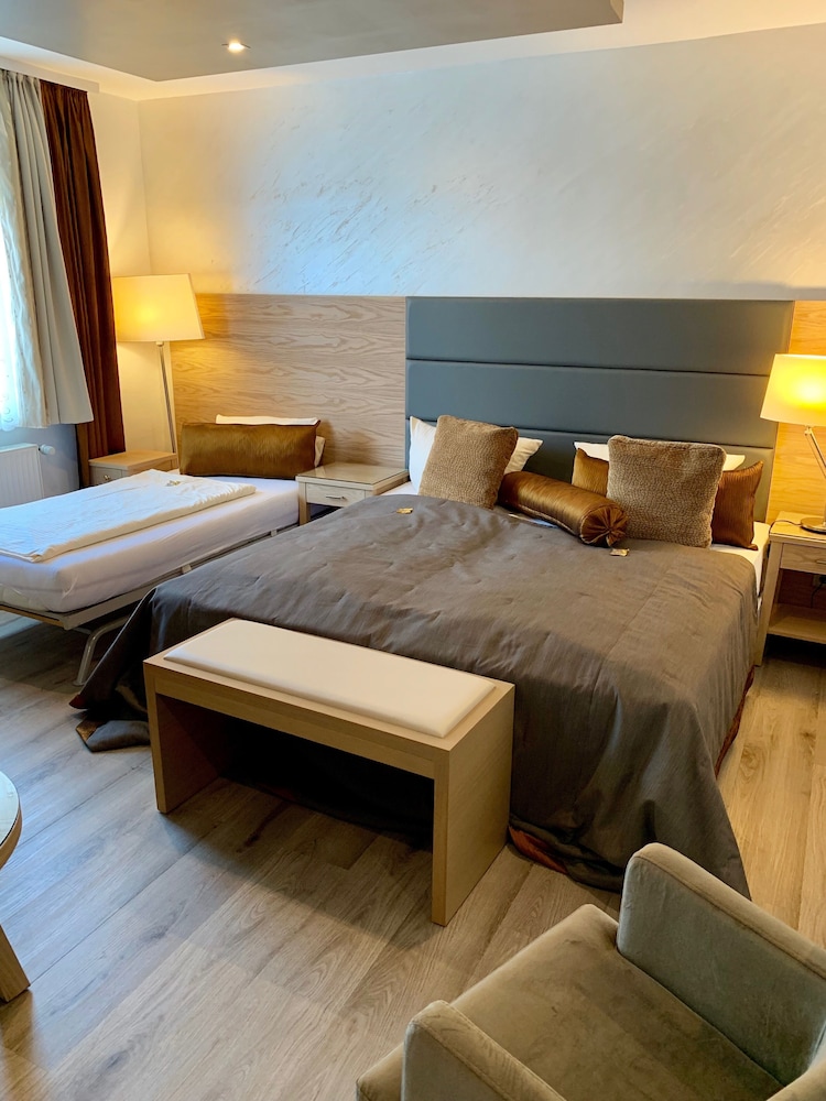 Boutique Hotel Goldene Henne 29/58