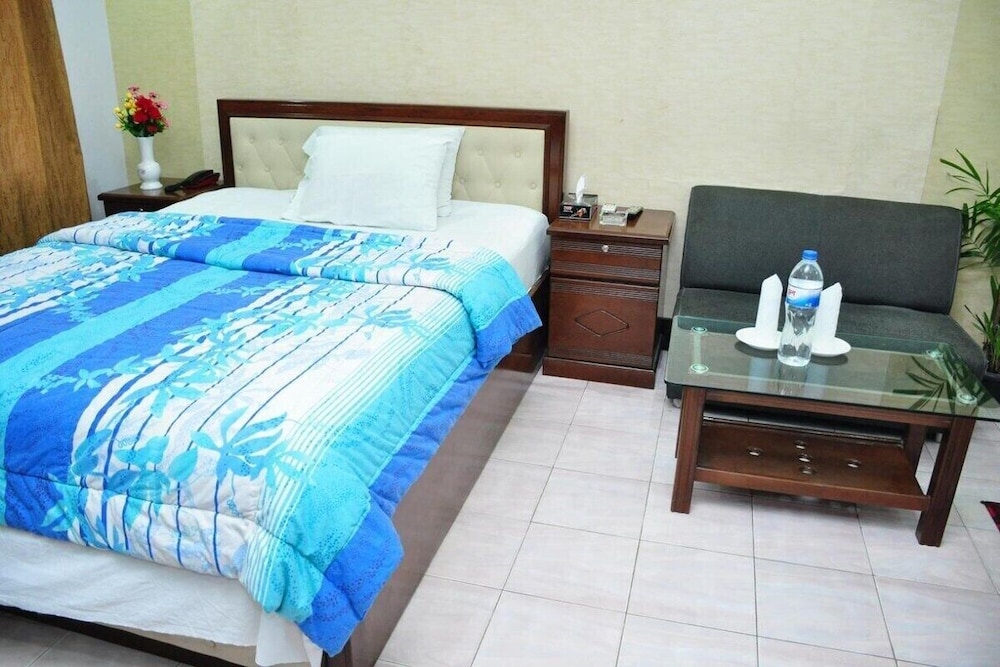 Hotel Aero Link 13/40