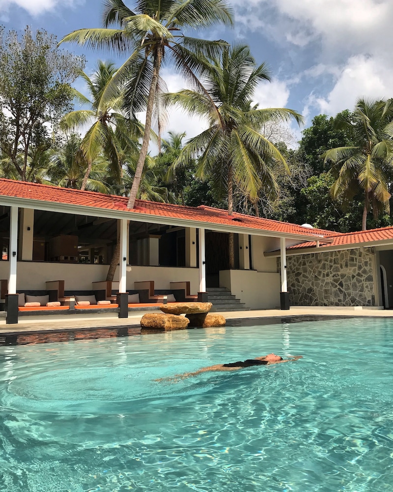 Tabula Rasa Resort 66/69