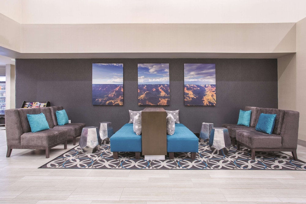 La Quinta Inn Suites Williams Grand Canyon Area 26/39