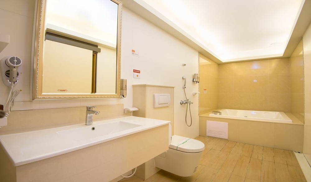 M Garden Business Hotel 15/36