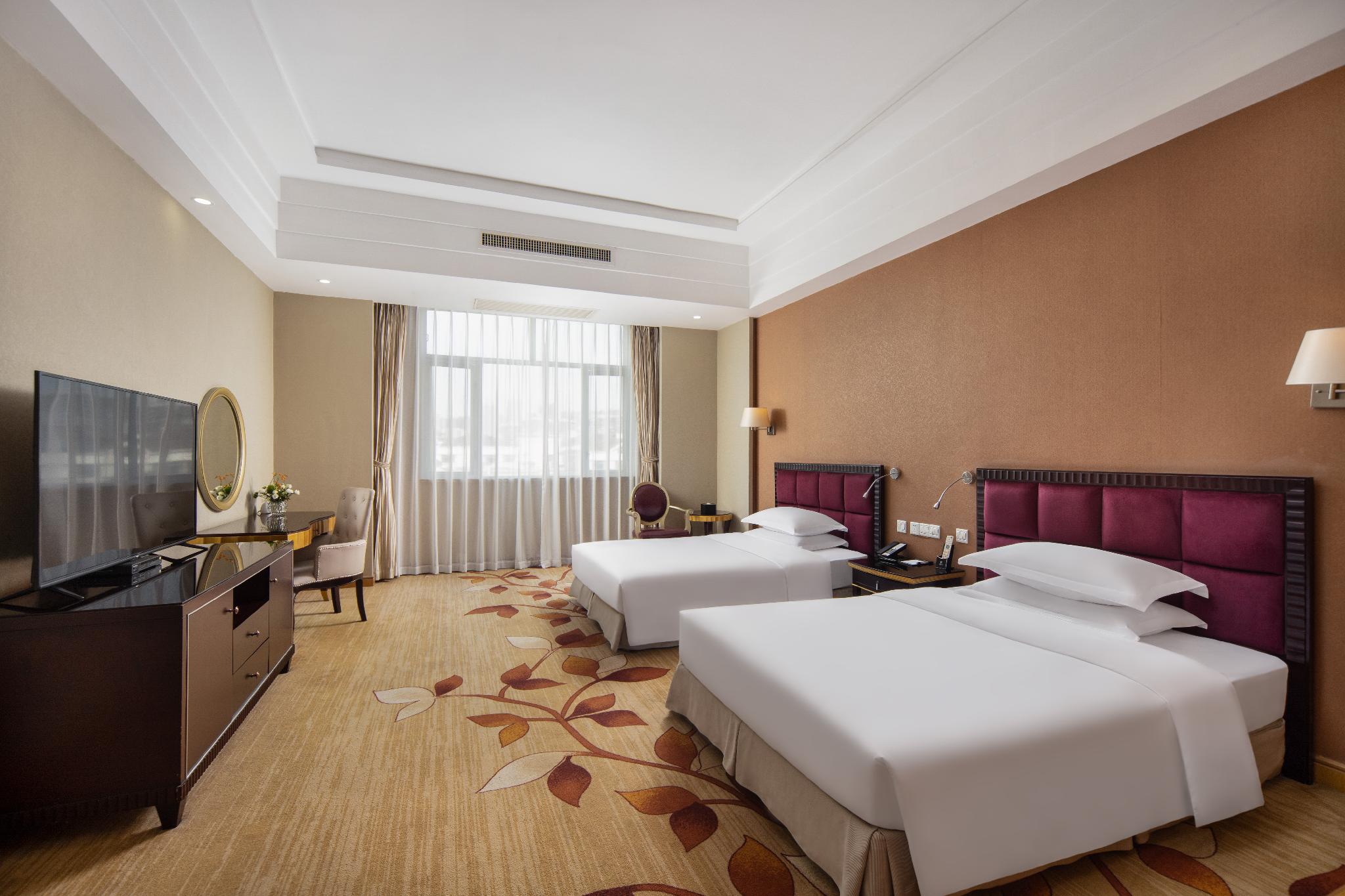 Superior, Twin Beds