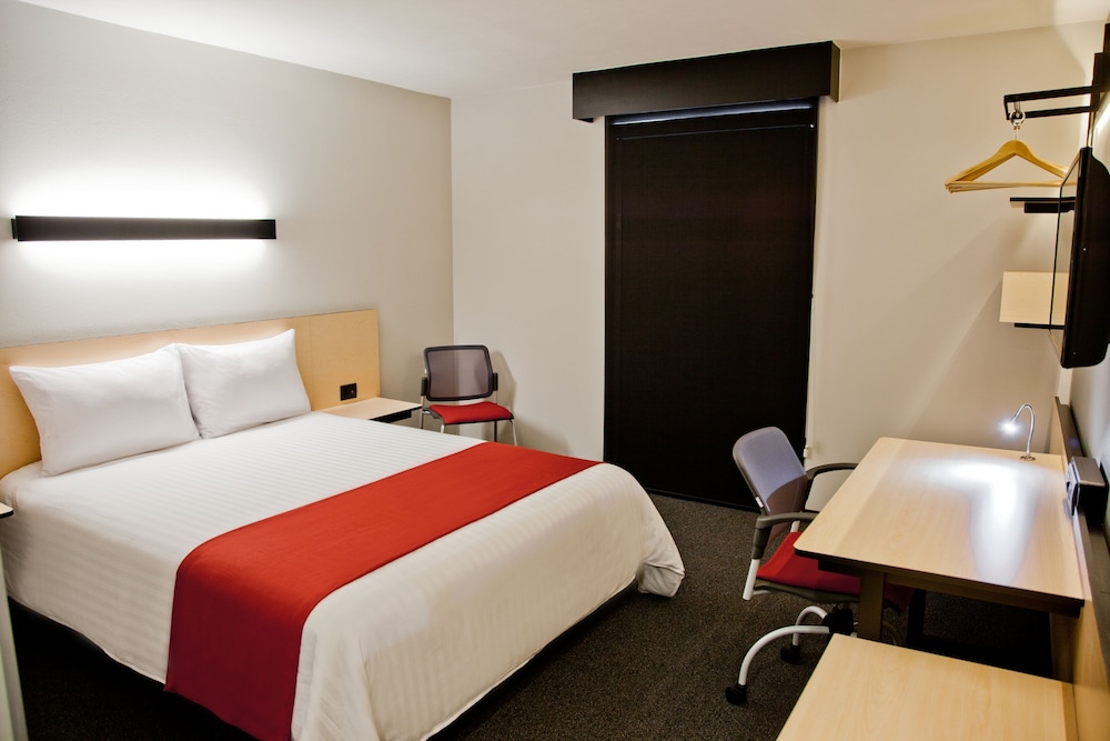 City Express by Marriott Durango 15/50