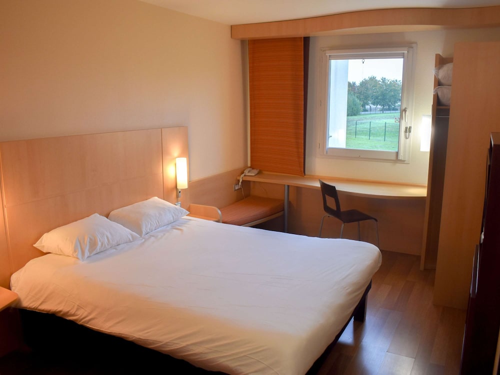 Ibis Albert 12/43