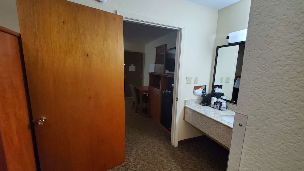 Best Western Plains Motel 19/49