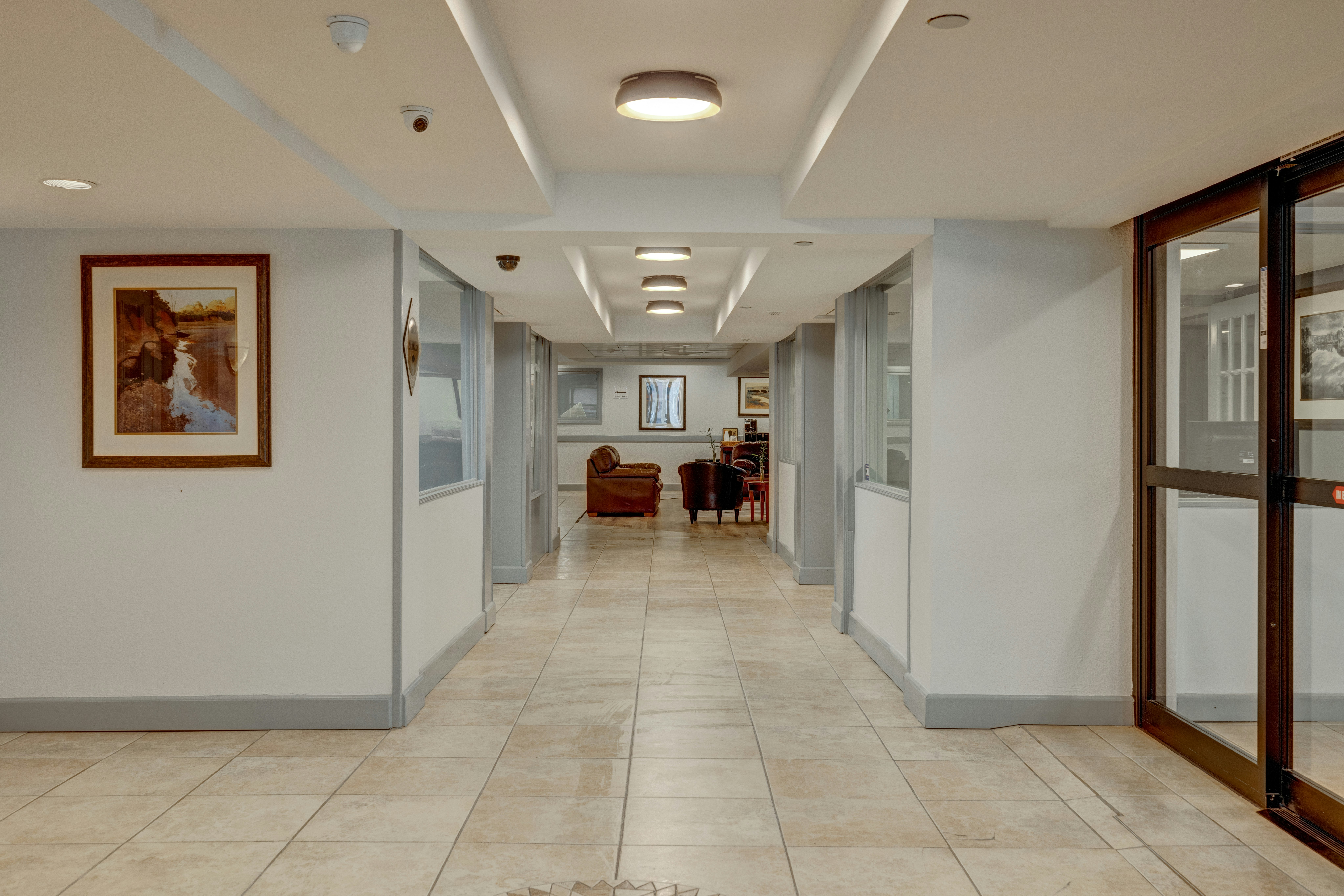 Riverside Hotel & Conference Center 12/60