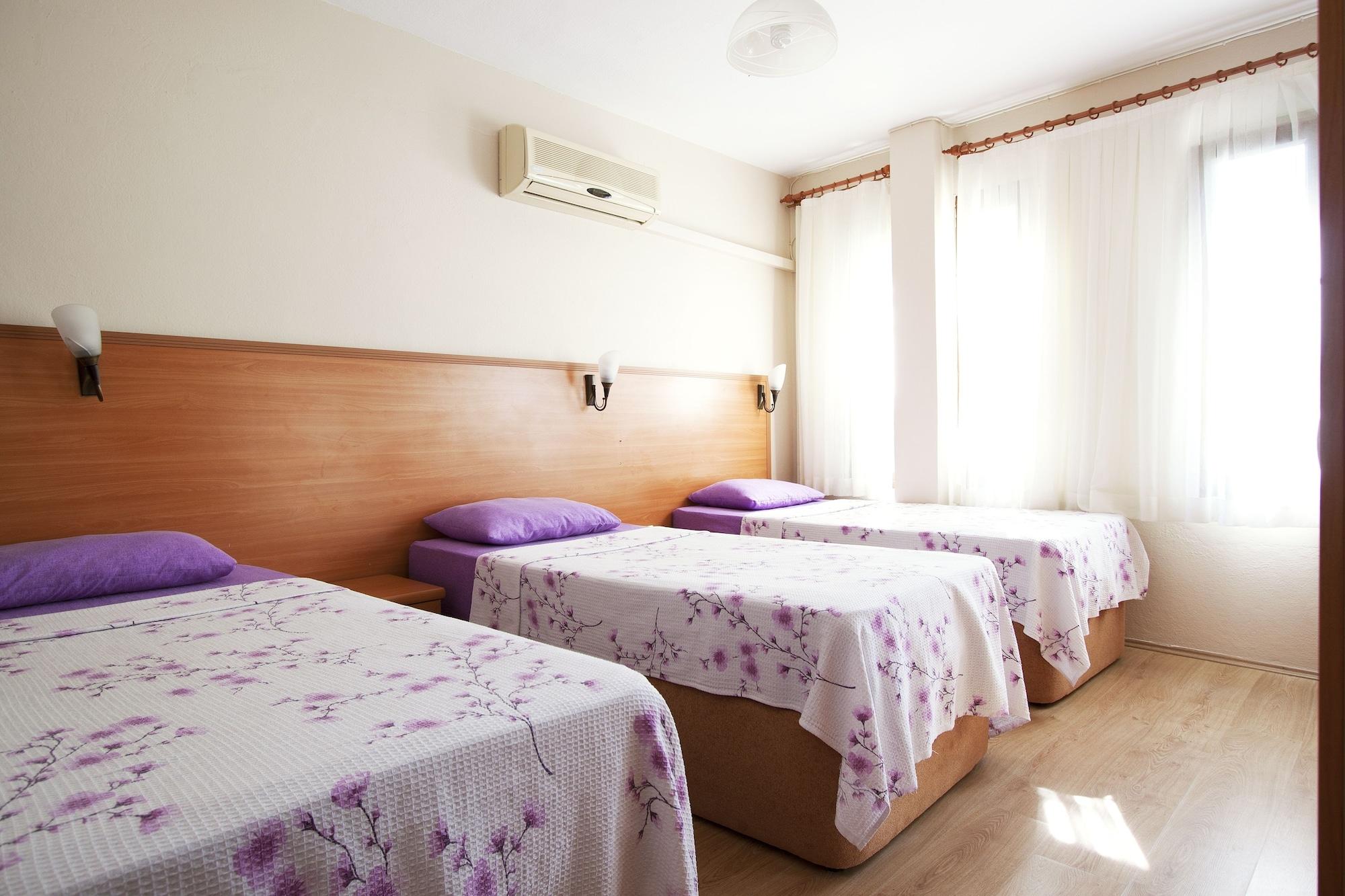 Yalcin Hotel 12/63