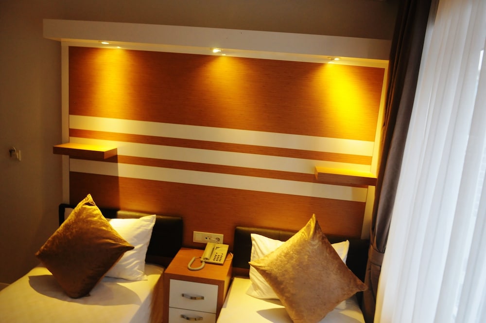 Heaven Beach Otel 12/22