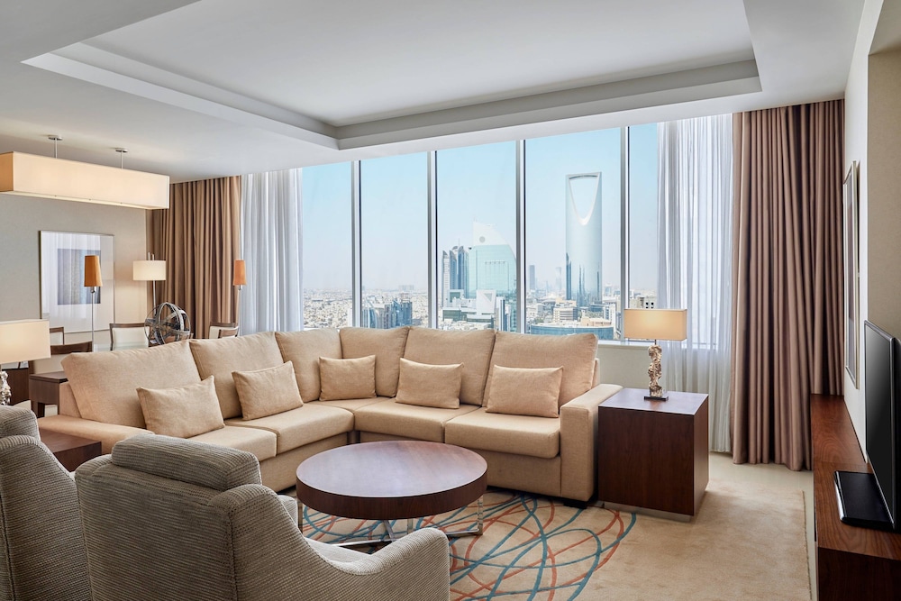 كورتيارد ماريوت(Courtyard by Marriott Riyadh Olaya) 21/38