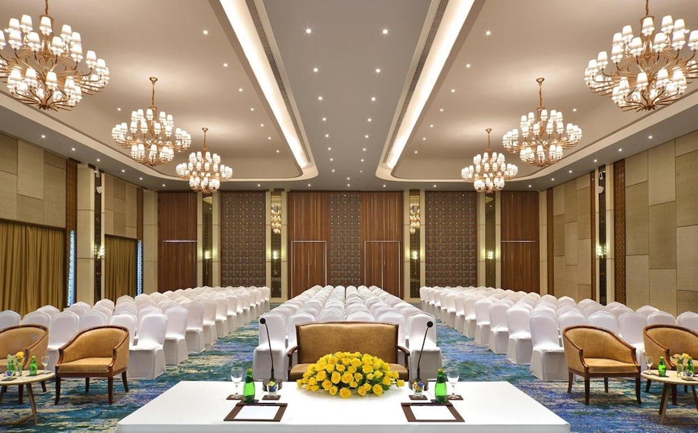 Gift City Club, a member of Radisson Individuals 6/46