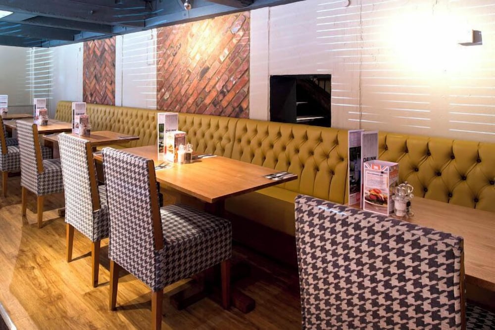 Premier Inn Cambridge North (Girton) 47/54