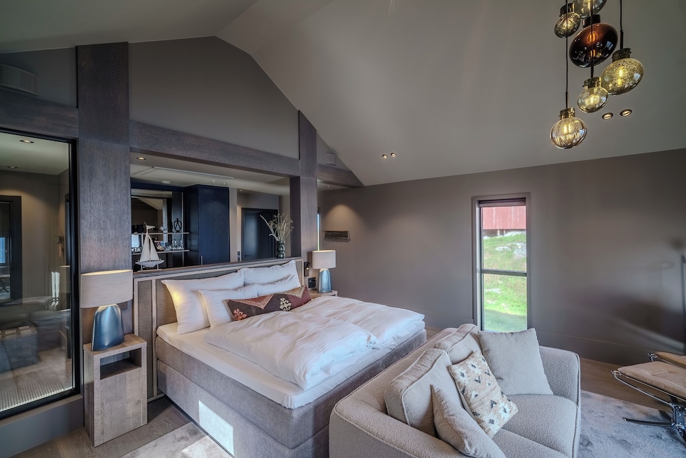 Henningsvaer Bryggehotell by Classic Norway Hotels 17/50