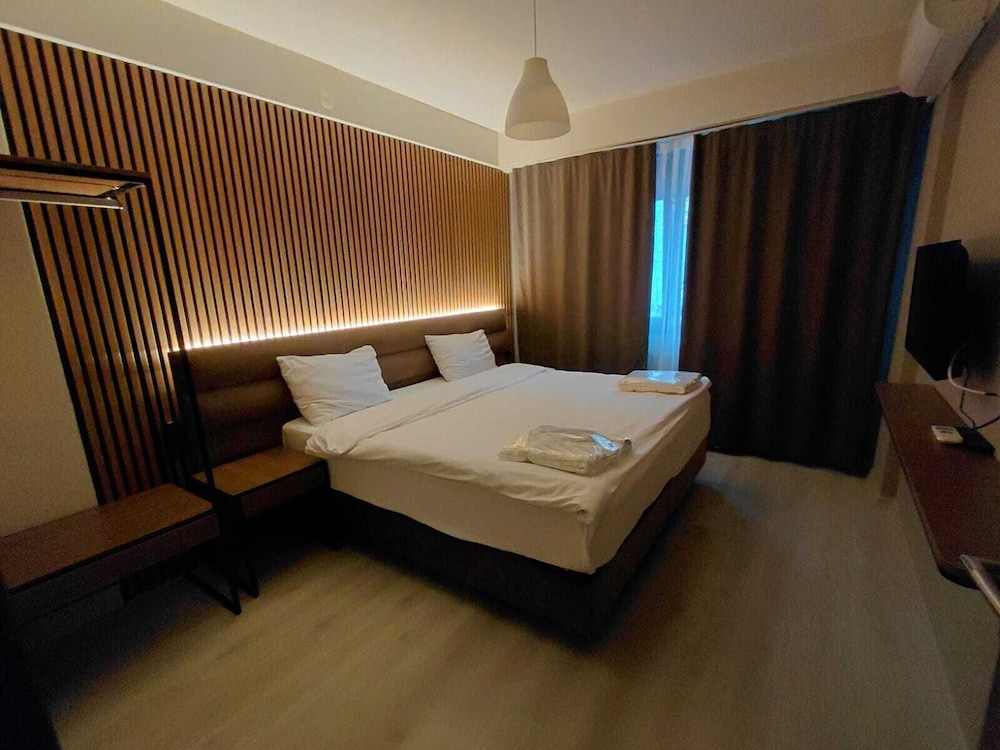 Moda Hotel 9/50