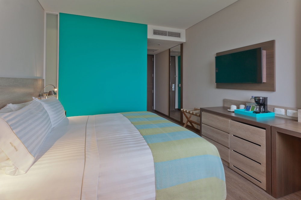 HOLIDAY INN EXPRESS YOPAL 13/33
