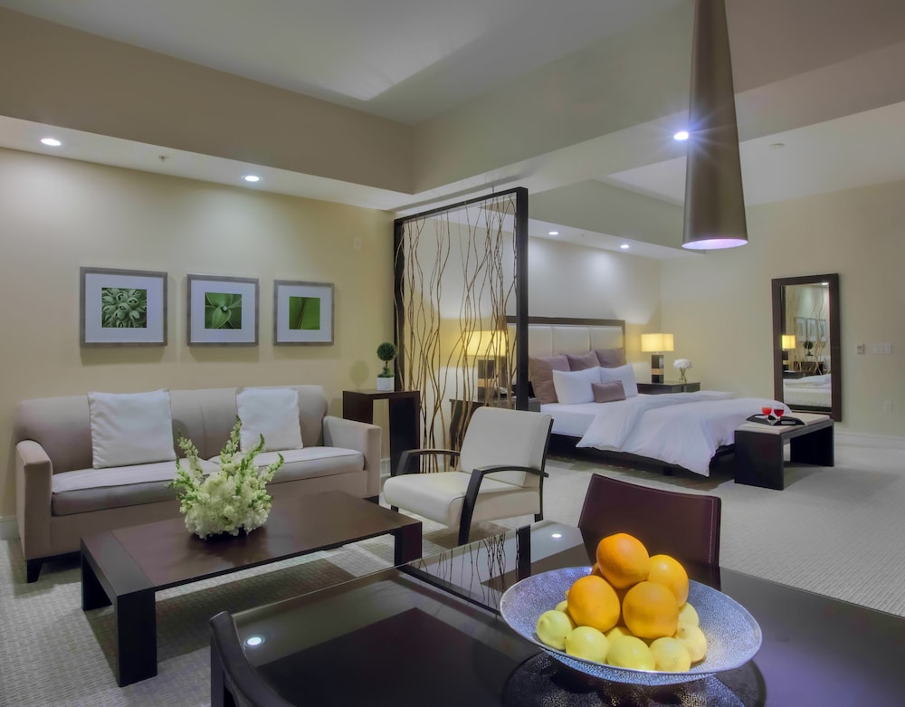 Provident Doral At the Blue Hotel 40/72
