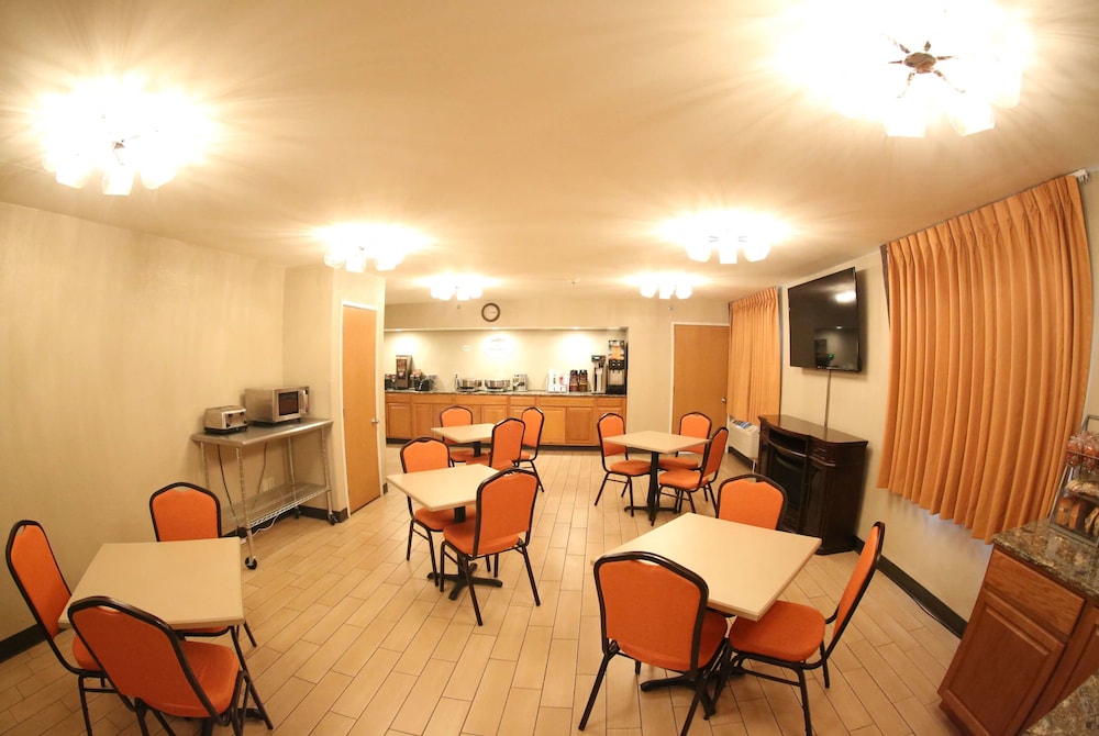 Super 8 by Wyndham Portsmouth 36/38