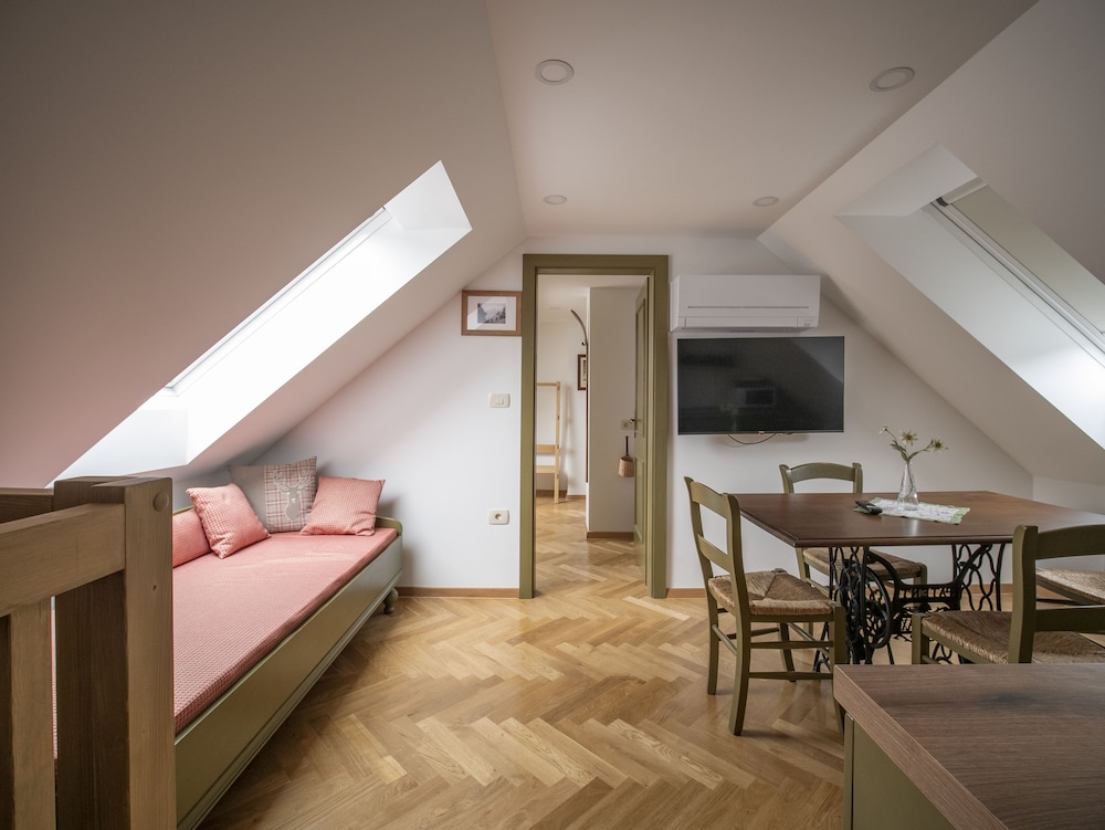 Apartment House Berghi Ii 32/48