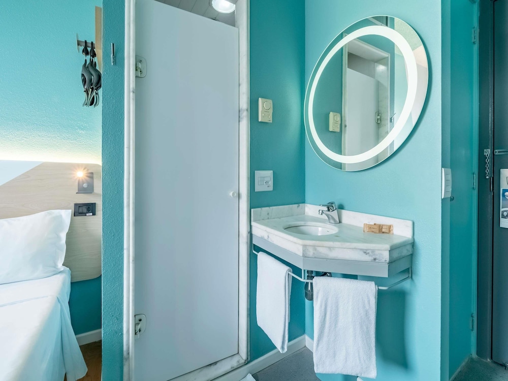 Superior Double Room with 2 single beds، Ibis Budget Sao Paulo Jardins 9/10