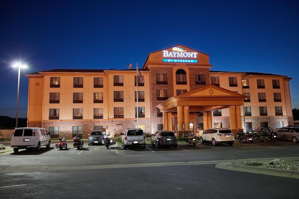 Baymont Inn & Suites By Wyndham Sturgis 1/35