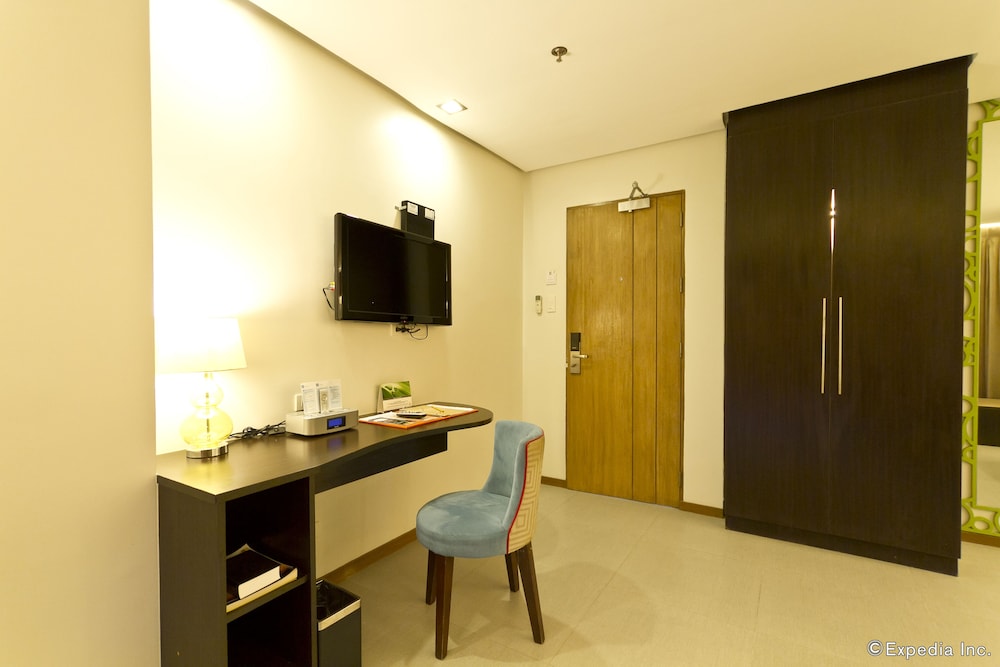 St Mark Hotel 41/65