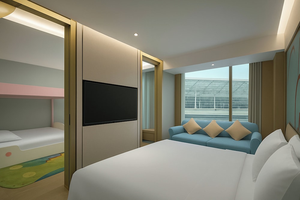Kids Theme, Family, Single Bed, Holiday Inn Wuhan Tianhe Airport by IHG 1/3
