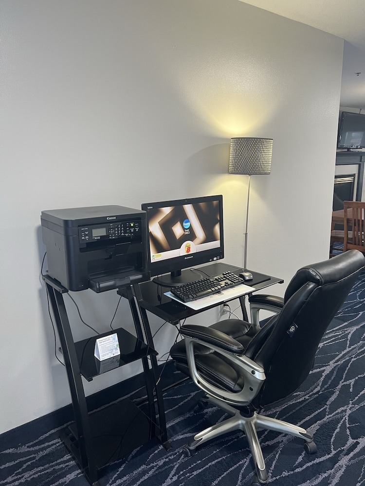 Super 8 By Wyndham Jackson Mn 24/41