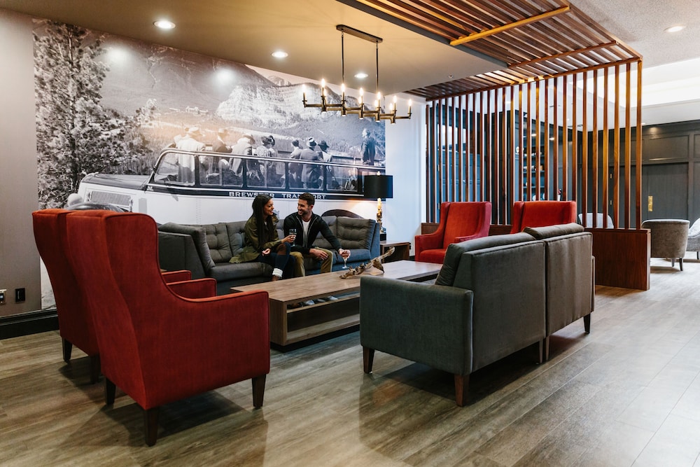 Elk Avenue Hotel 27/46
