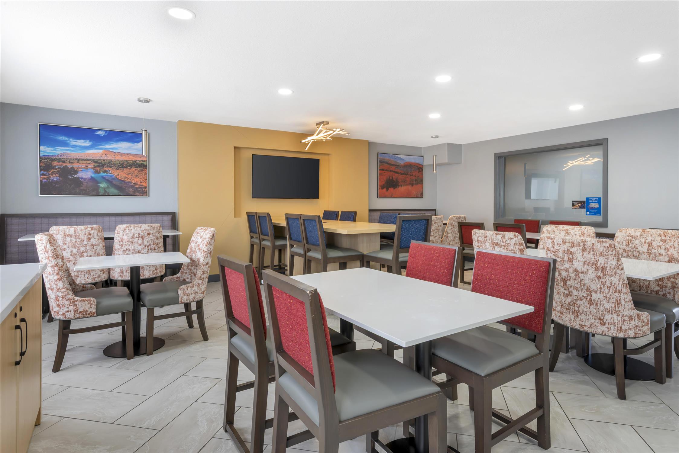 Best Western Montrose Inn 30/33