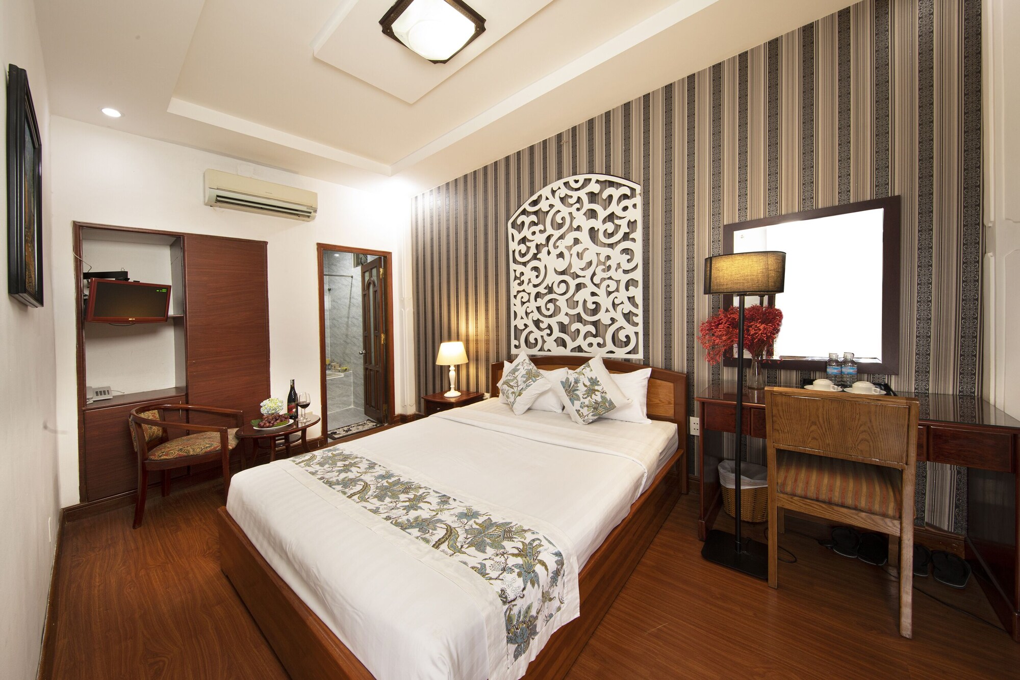 غرفة سوبيريور بسرير كوين، Vilion Central Hotel 2/4