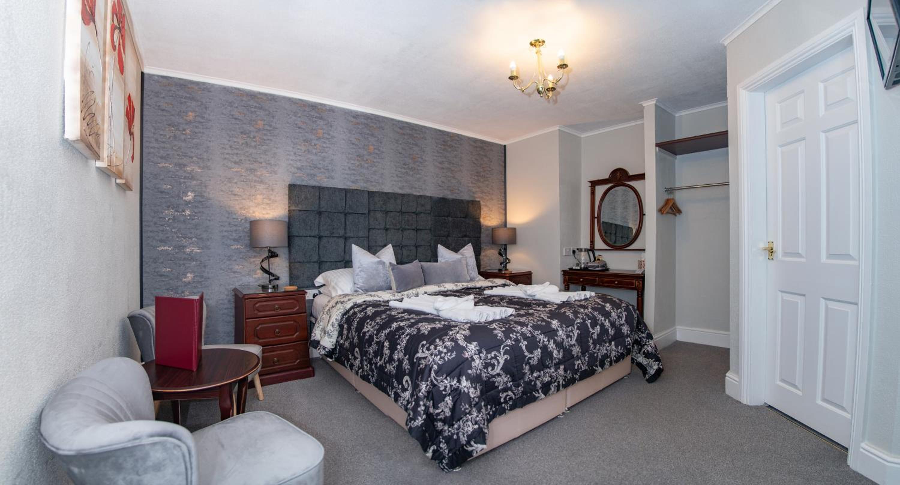 Standard, Double or Twin Bed