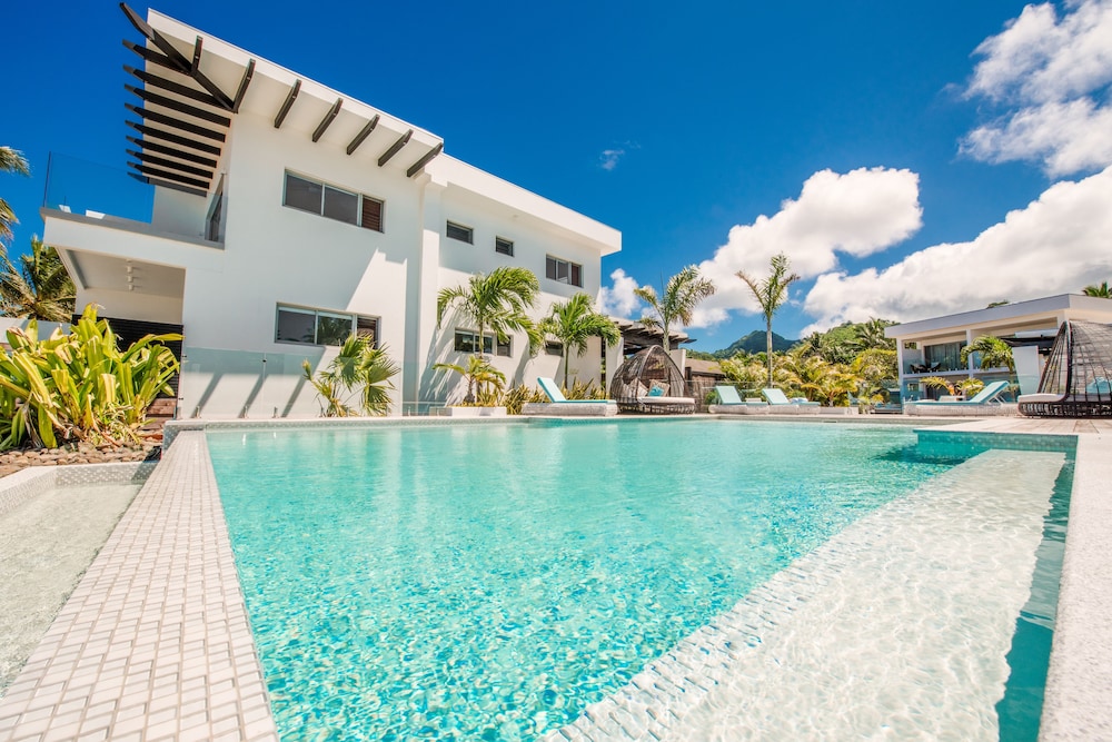 Crystal Blue Lagoon Villas 34/38