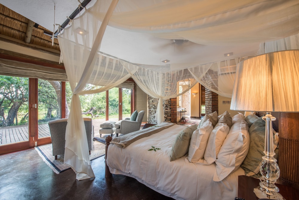 Tintswalo Safari Lodge 6/50