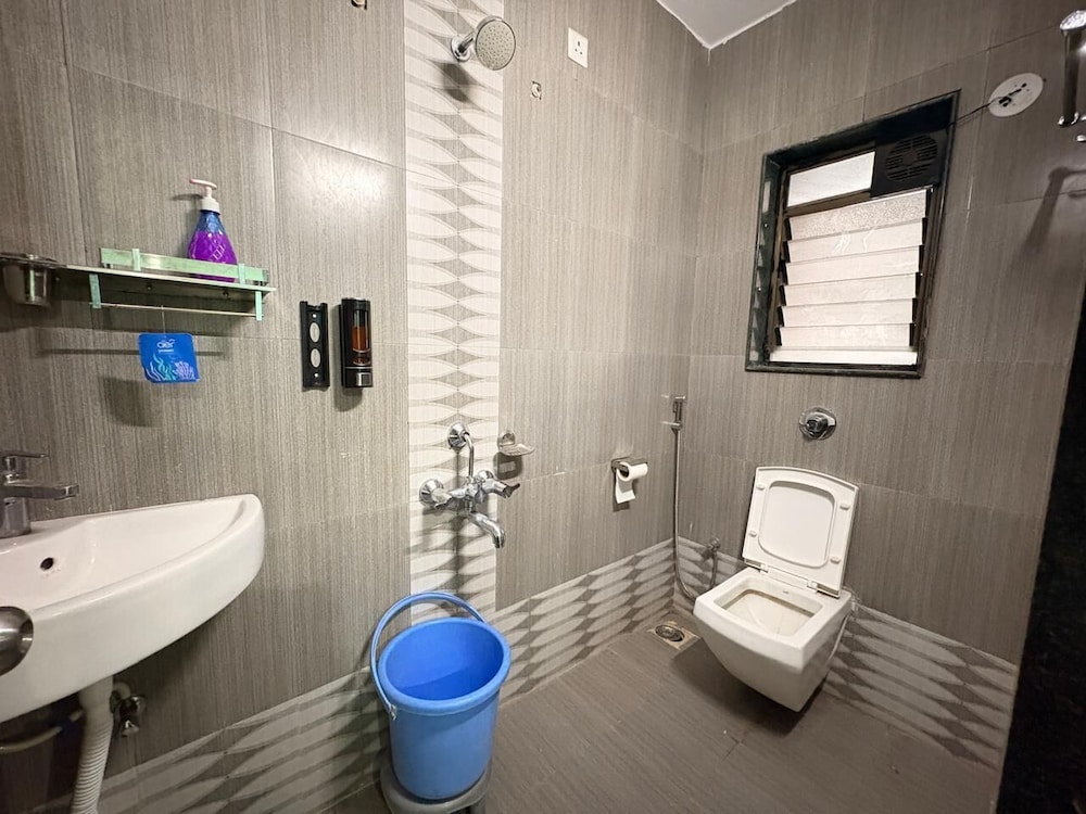 Hotel Bramha Inn 45/45