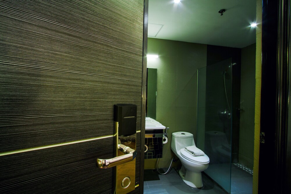 Hotel Fina 33/33