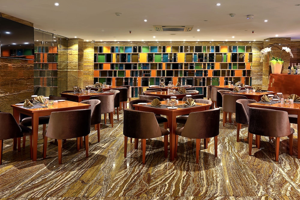 Mega Boutique Hotel And Spa 58/64