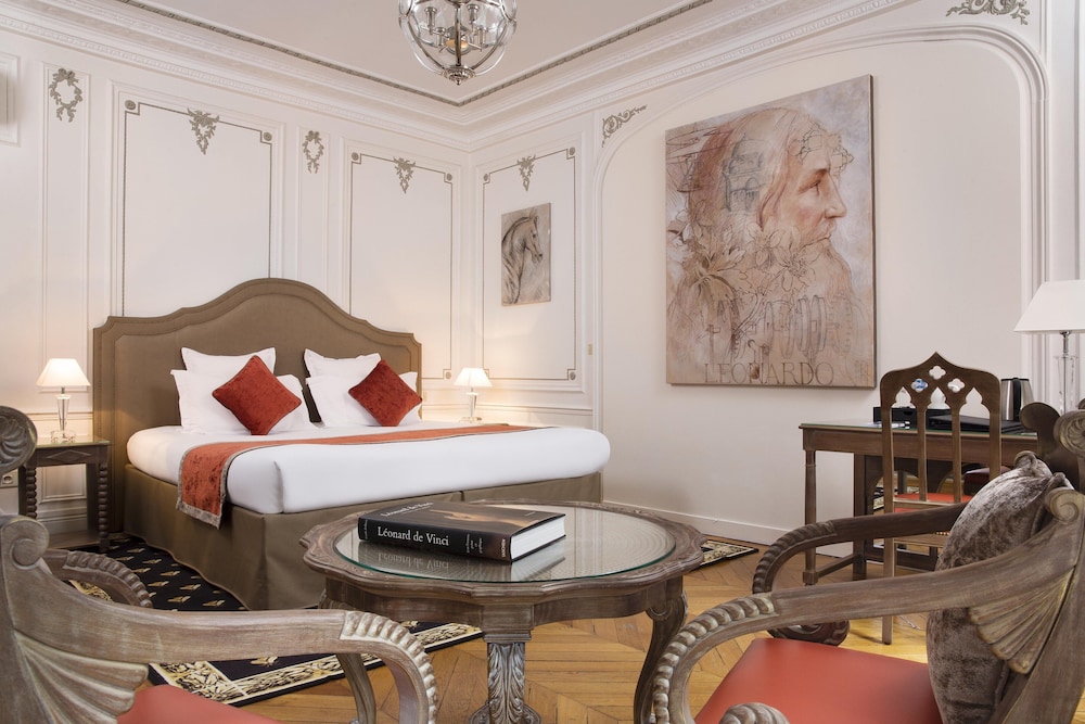 Hotel Spa de Latour Maubourg 33/70