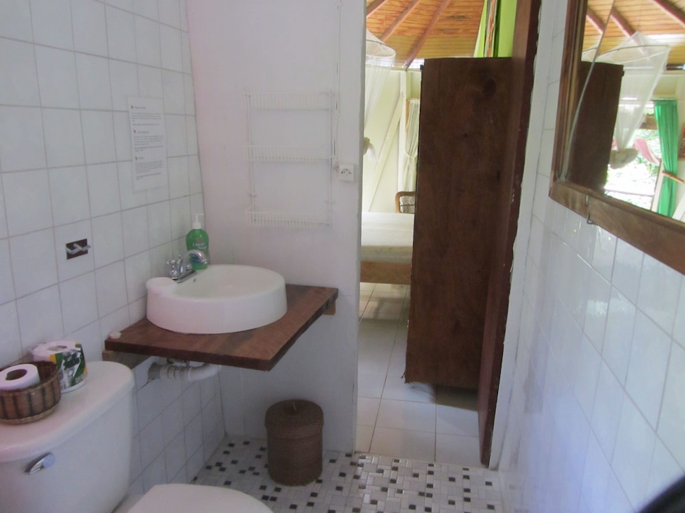 Nature, Bungalow, 4 Beds, with Fan, Hibiscus Valley Inn 8/8