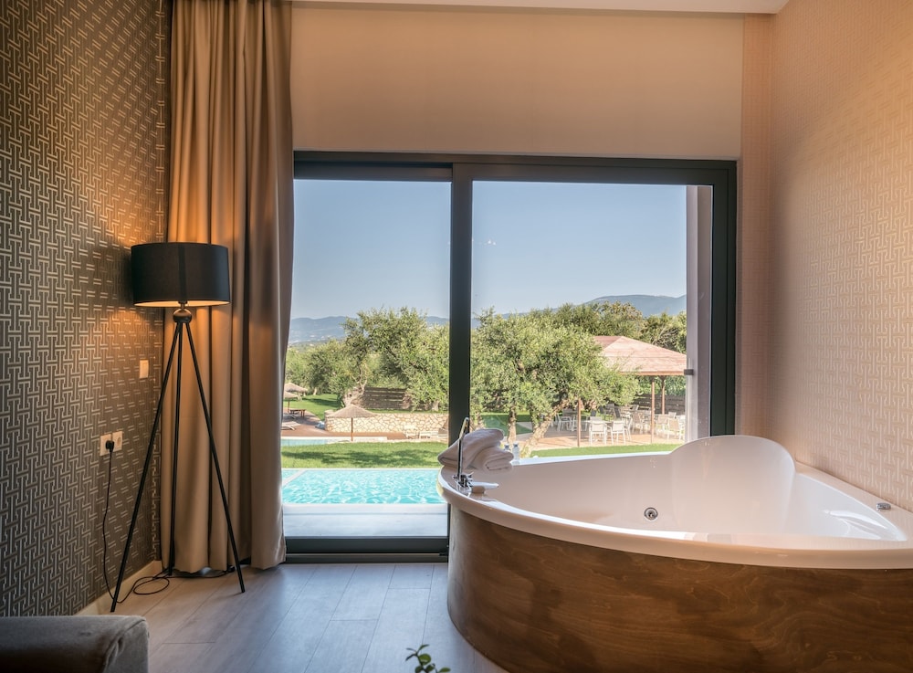 Elegance Luxury Executive Suites - Adults Only 58/58