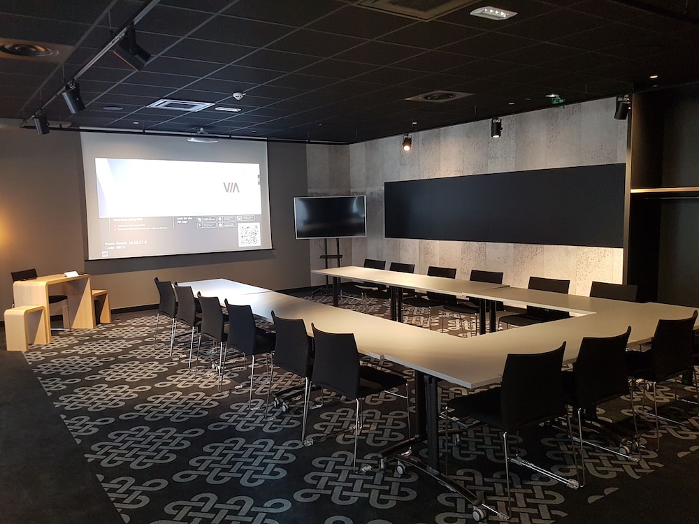Ibis Le Mans Centre Gare Nord Hotel 57/73