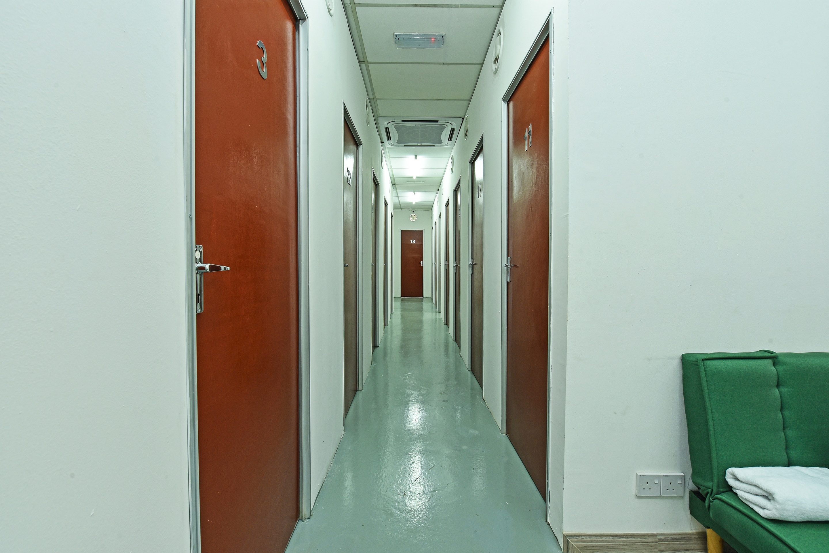 Hotel O Sri Rampai Metro Hostel 40/43