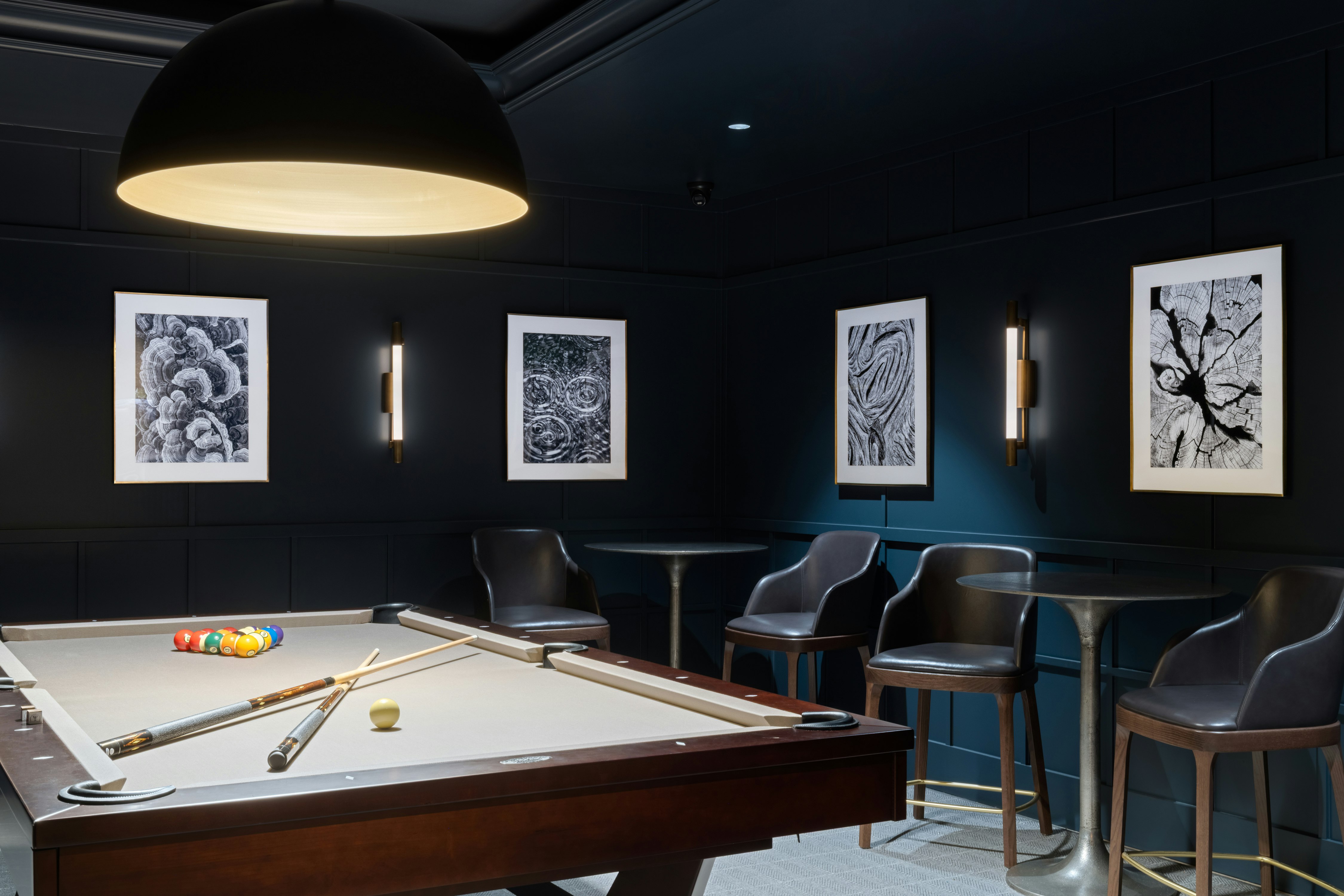 The Sam Houston Curio Collection By Hilton 46/65