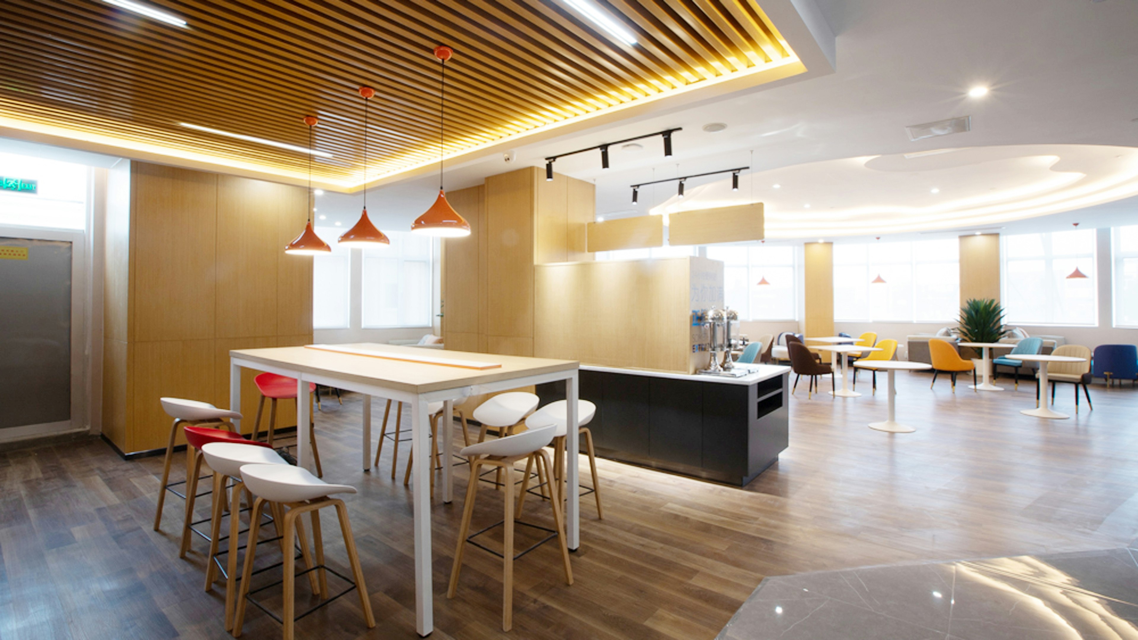 Holiday Inn Express Linyi West 13/82