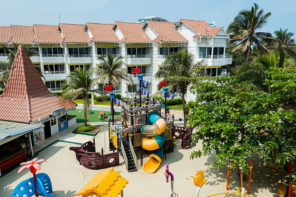 Las Americas Casa de Playa 48/51